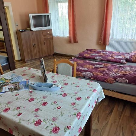 Ferienwohnung Bretnig Grossrohrsdorf Esterno foto